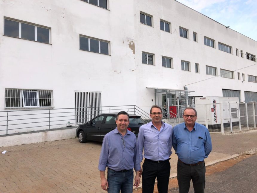 Em viagem à São Paulo, Provedor Dotto conhece instalações da empresa fornecedora dos medicamentos que serão usados no Centro Oncológico da Santa Casa Em viagem à São Paulo, Provedor Dotto conhece instalações da empresa fornecedora dos medicamentos que serão usados no Centro Oncológico da Santa Casa