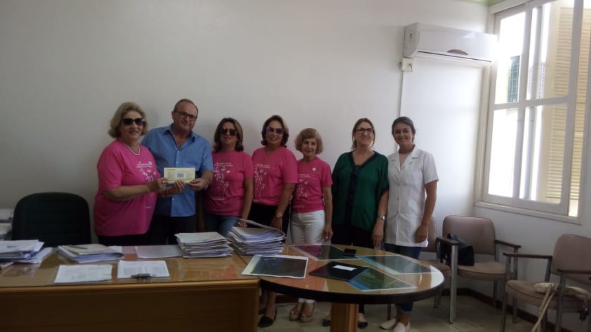 Santa Casa recebe doação financeira da Liga Feminina de Combate ao Câncer Santa Casa recebe doação financeira da Liga Feminina de Combate ao Câncer