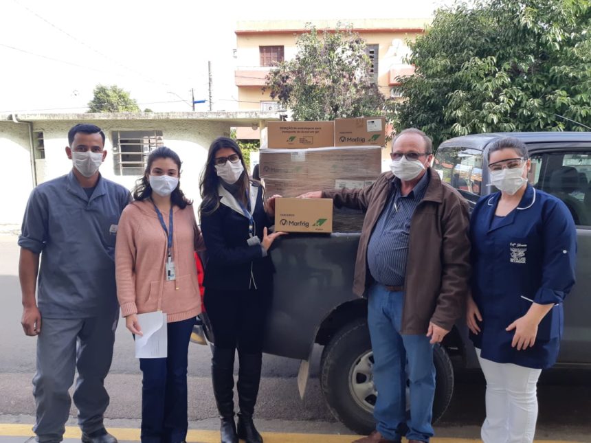 Santa Casa recebe doação de mais de 750 litros de álcool gel do Marfrig – Unidade de São Gabriel Santa Casa recebe doação de mais de 750 litros de álcool gel do Marfrig – Unidade de São Gabriel