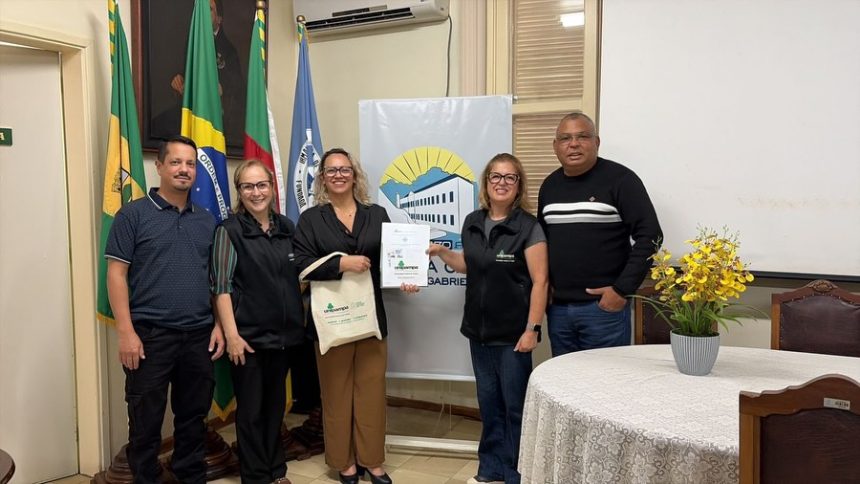 Santa Casa de São Gabriel manifesta apoio à criação do curso de Biomedicina da UNIPAMPA Santa Casa de São Gabriel manifesta apoio à criação do curso de Biomedicina da UNIPAMPA